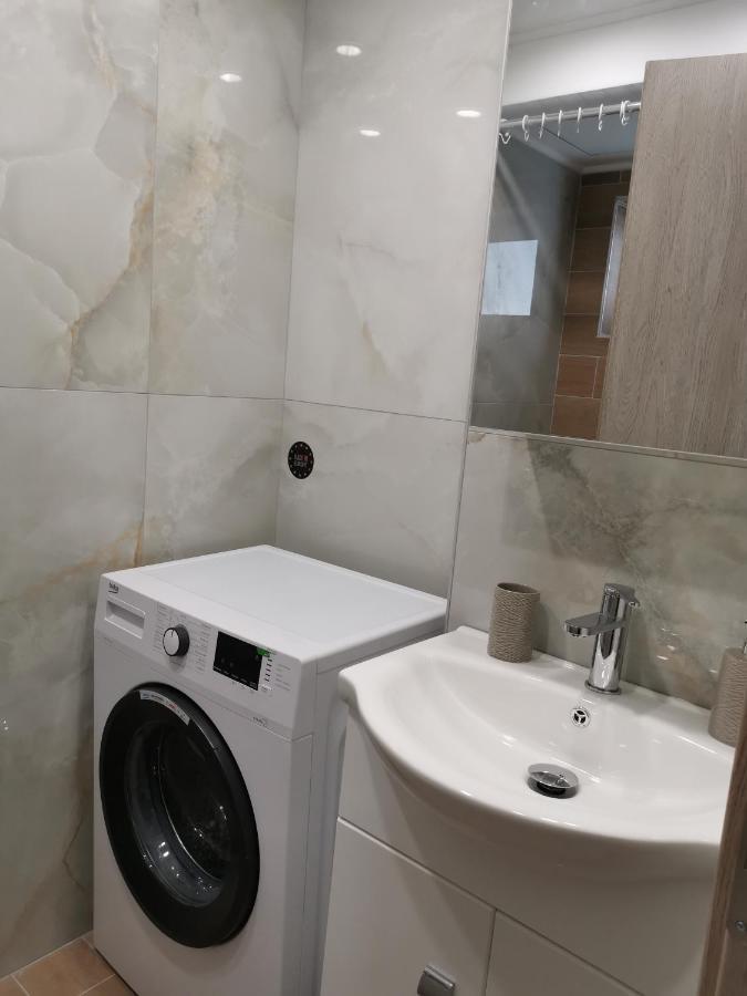 Skg Central Deluxe Studios Салоники Экстерьер фото