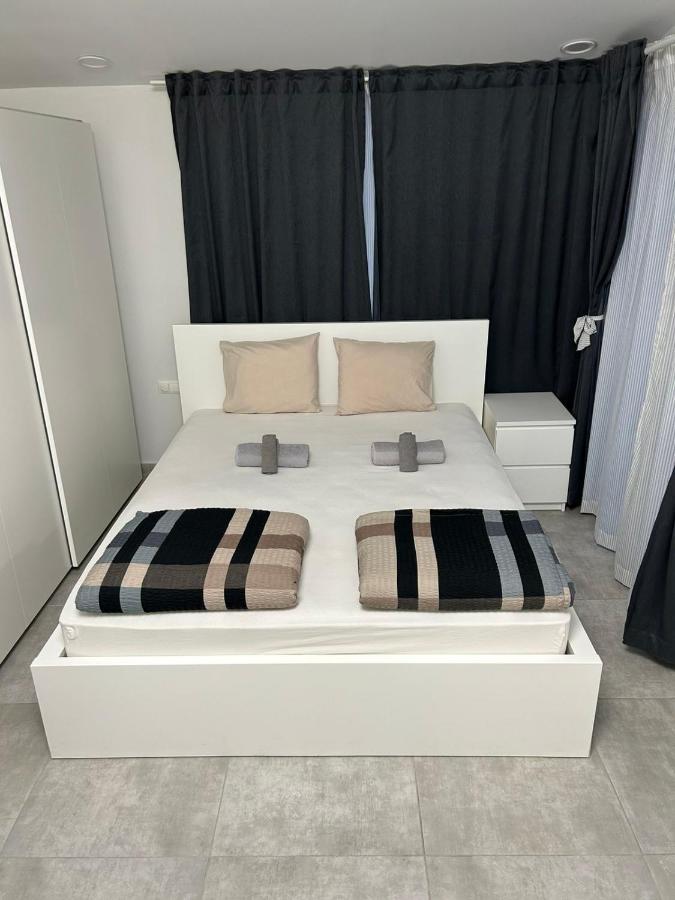 Skg Central Deluxe Studios Салоники Экстерьер фото