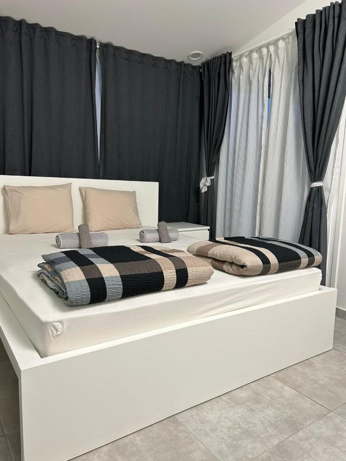 Skg Central Deluxe Studios Салоники Экстерьер фото