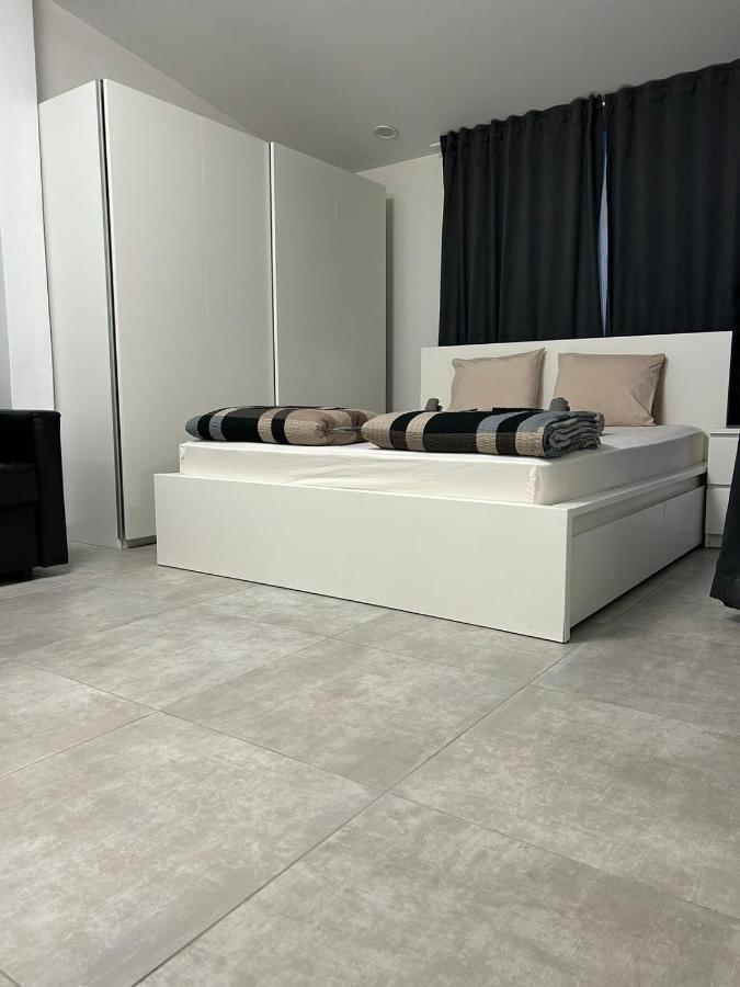 Skg Central Deluxe Studios Салоники Экстерьер фото
